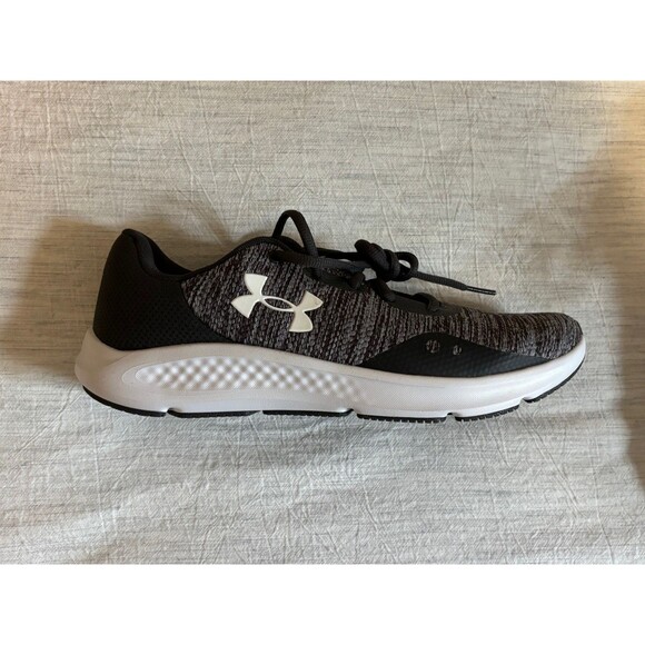 Under Armour Charged Pursuit Men’s 8.5 Black Running Shoes NWOT Athletic main image 11